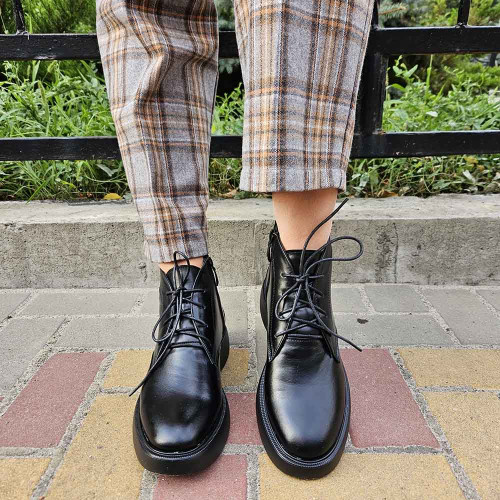 Черевики 9212927 В наявності