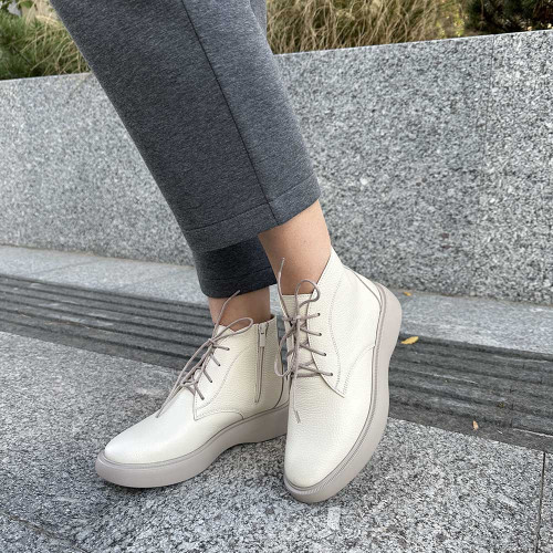 Черевики 9212929 В наявності Черевики 9212929 В наявності