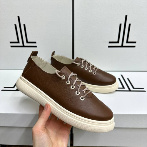 Кеди 9240795 В наявності  37