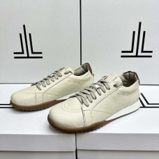 Кросівки 9270533 В наявності  39