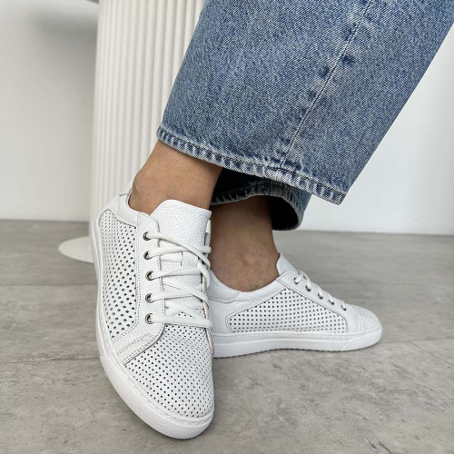 Кеди 94192 В наявності Кеди 94192 В наявності